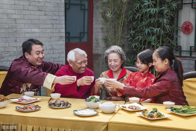 写小辈孝顺的句子