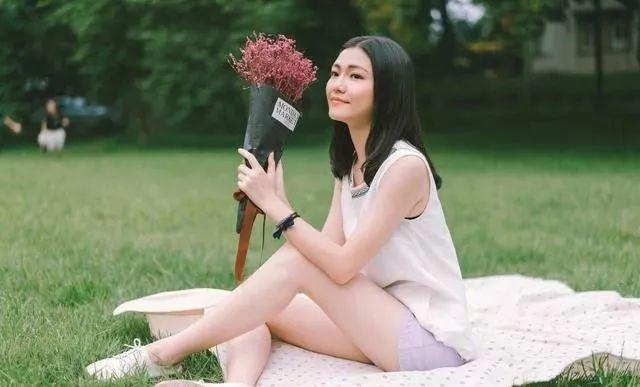 给女生表白说什么让女生感动