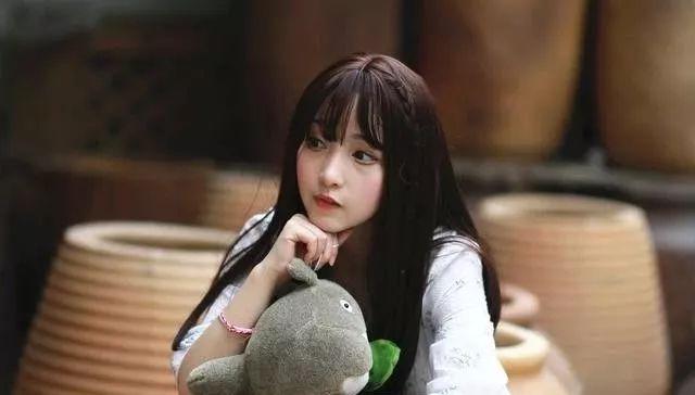 给女生表白说什么让女生感动