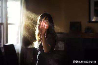 信任慢慢变成失望的句子