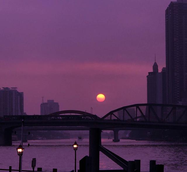 落日与夕阳的唯美句子(关于落日的唯美句子)