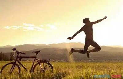 心态每日正能量激励短语_(调整好心态的句子正能量)