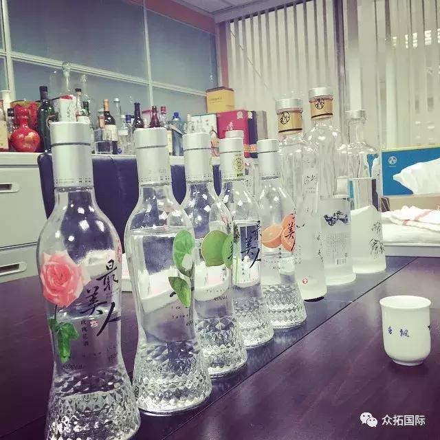 形容果酒唯美的句子(形容白酒好喝的句子)