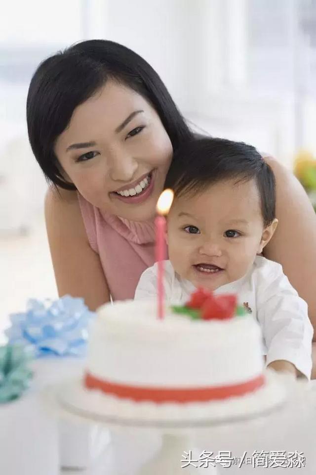 写给宝宝的话唯美句子颤音(对女儿的生日唯美句子)