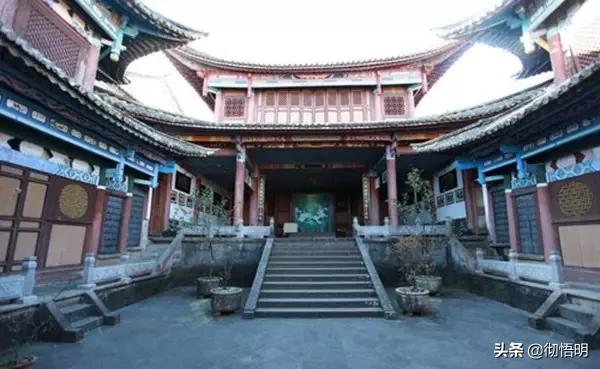形容房子温馨气氛的句子 形容房子温馨气氛的句子