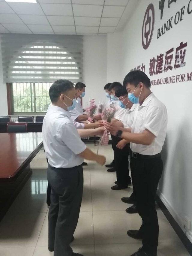 欢迎新人加入公司温馨句子 欢迎新人加入公司温馨句子