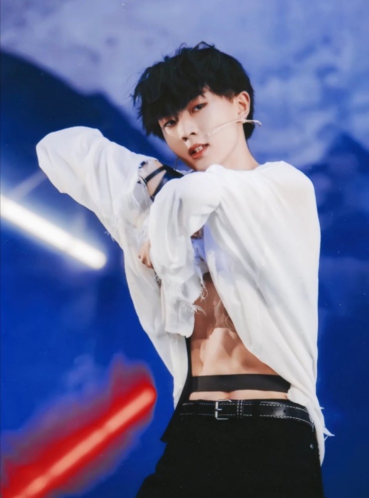 追星作文之宋亚轩_(把宋亚轩写进作文)