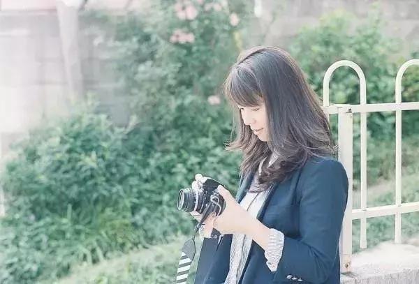 全靠死撑的心酸句子