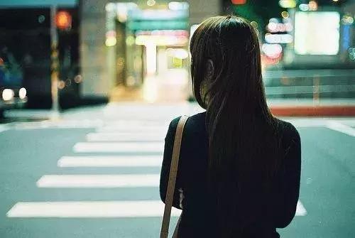 全靠死撑的心酸句子