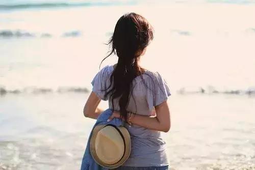 全靠死撑的心酸句子