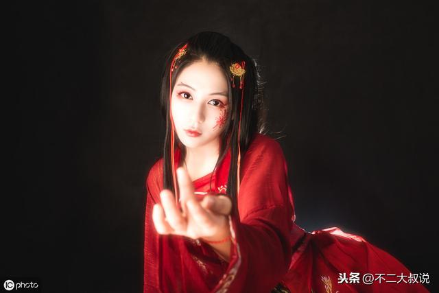 古文伤感句子(让人伤感落泪的句子)